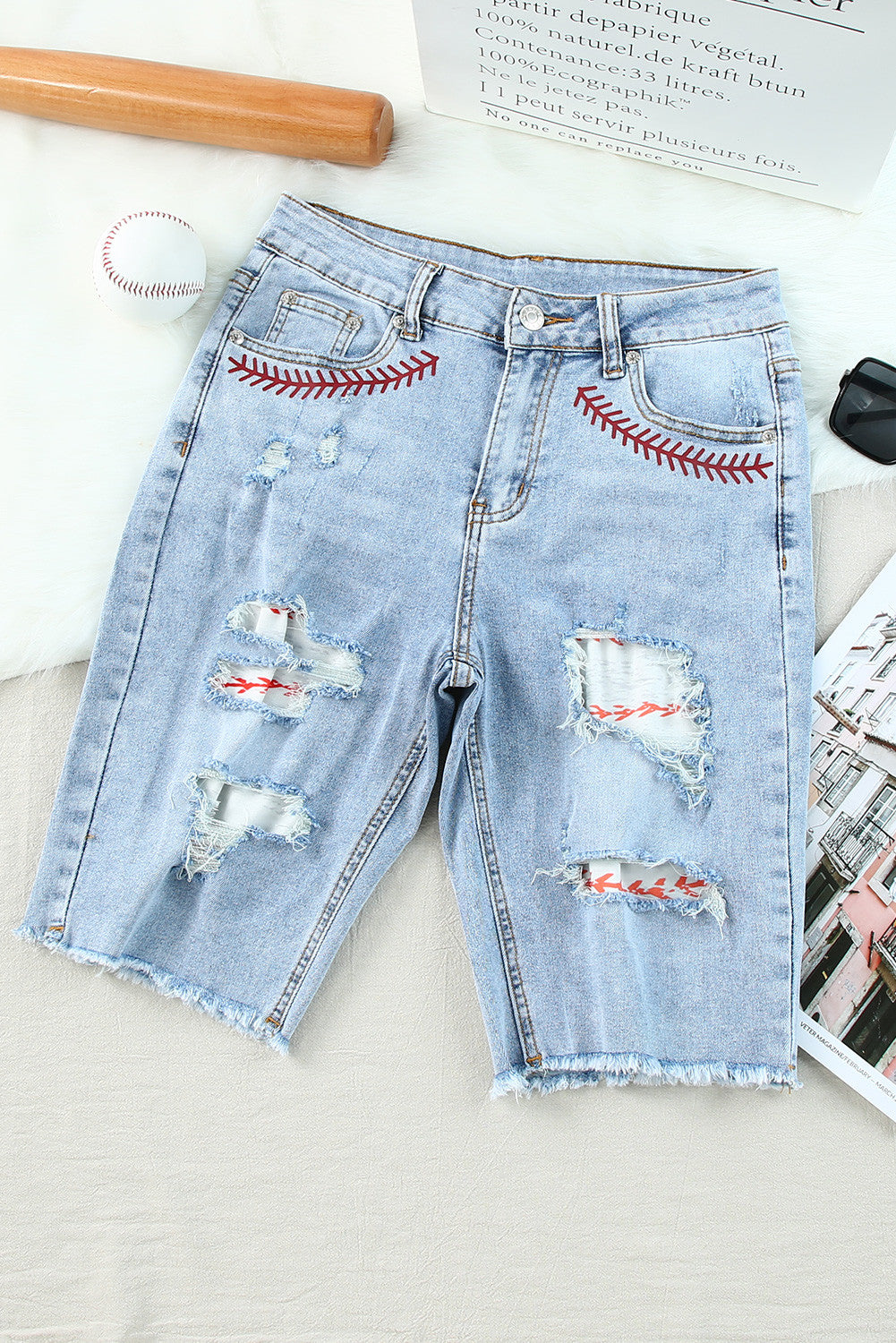 BASEBALL GRAPHIC CUT-OUT RAW HEM SHEATH CASUAL DENIM SHORTS