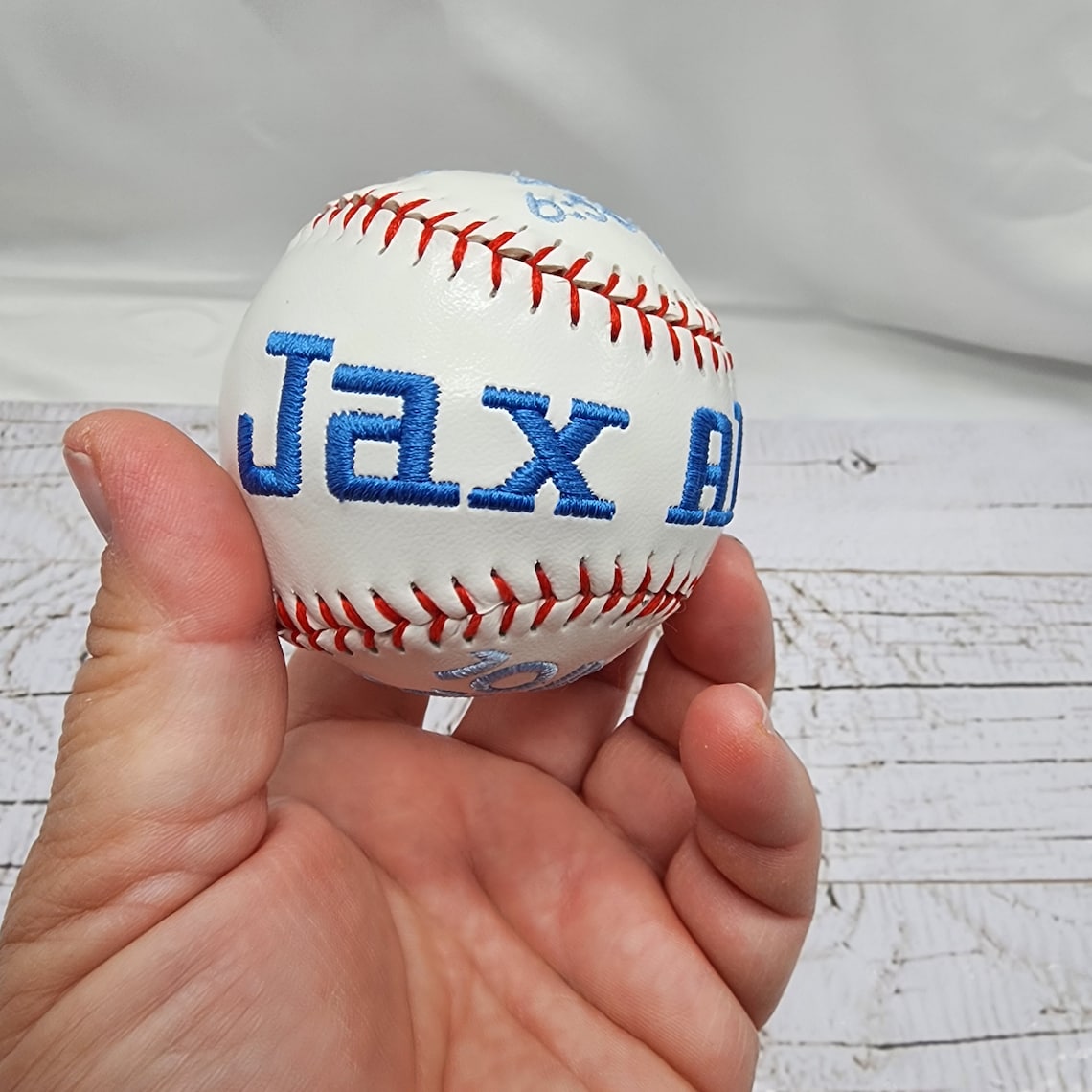 Birth Stats gift // Custom Personalized Embroidered Baseball// Baby Gift // Baseball Gift // Keepsake ball //Memorabilia