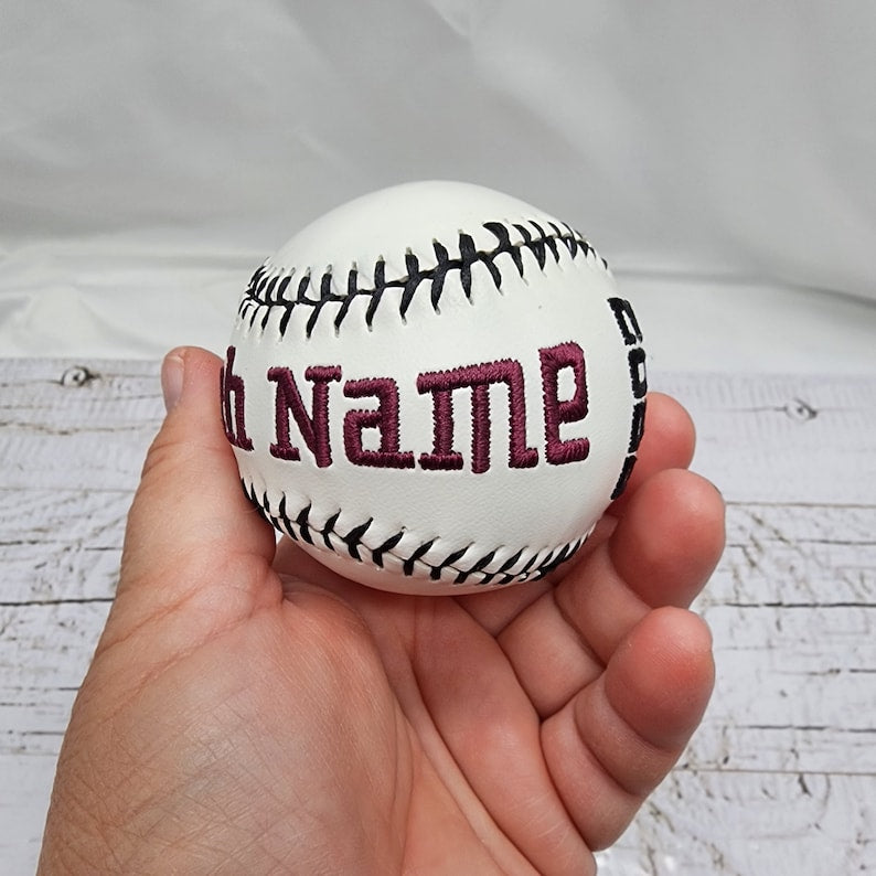 Coaches,Mother's Day,Father's Day Gift//Custom Personalized Embroidered Baseball // BaseballGift// Keepsake ball // Coach gift// Memorabilia